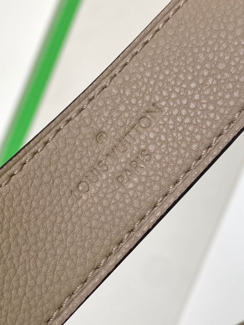 Louis Vuitton Hobo Bags